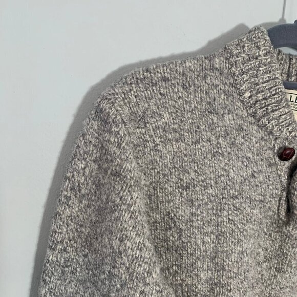 L.L. Bean 100% lambs wool gray mock collar button detail pullover sweater - Picture 3 of 9